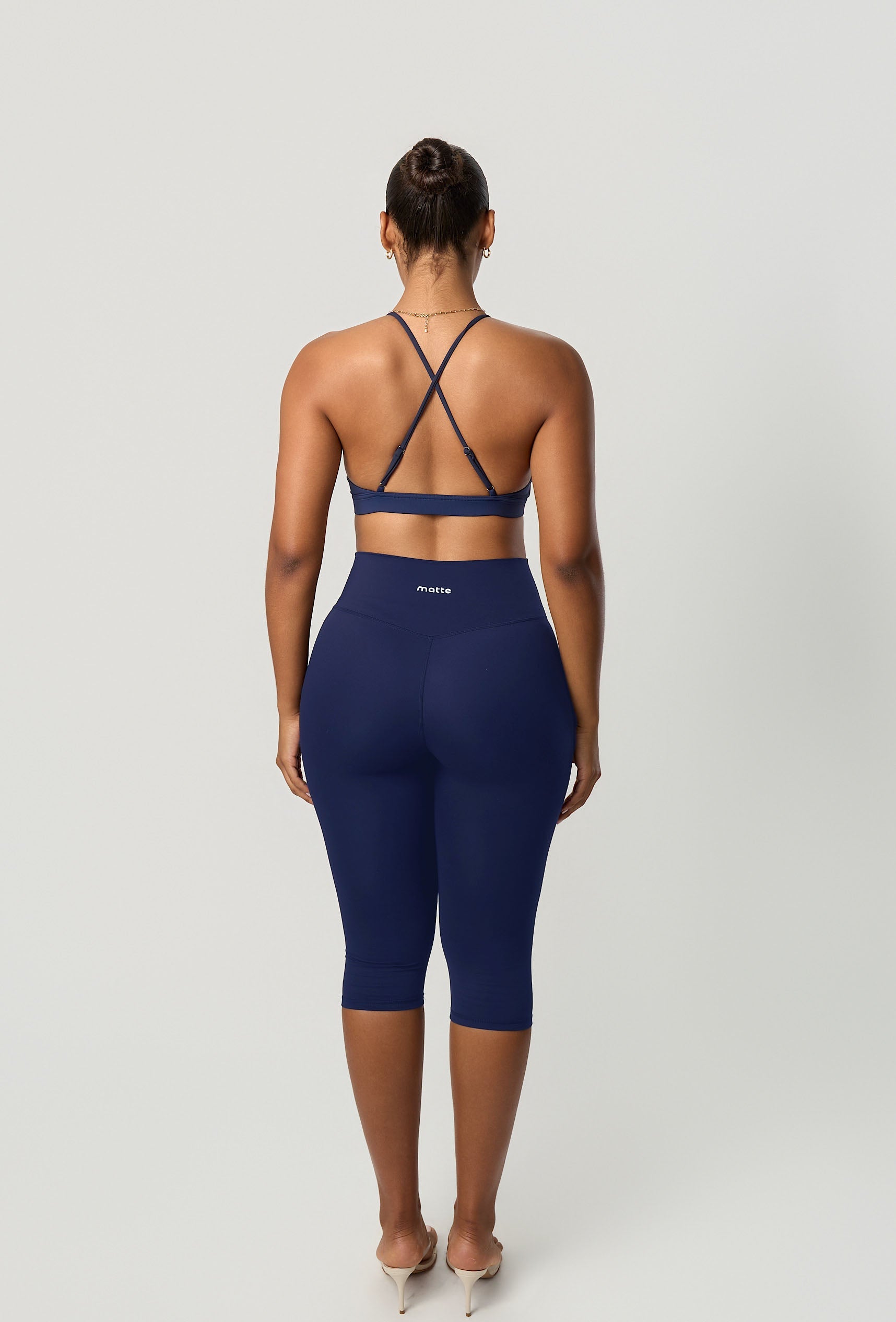 Capri Essential Legging - Navy