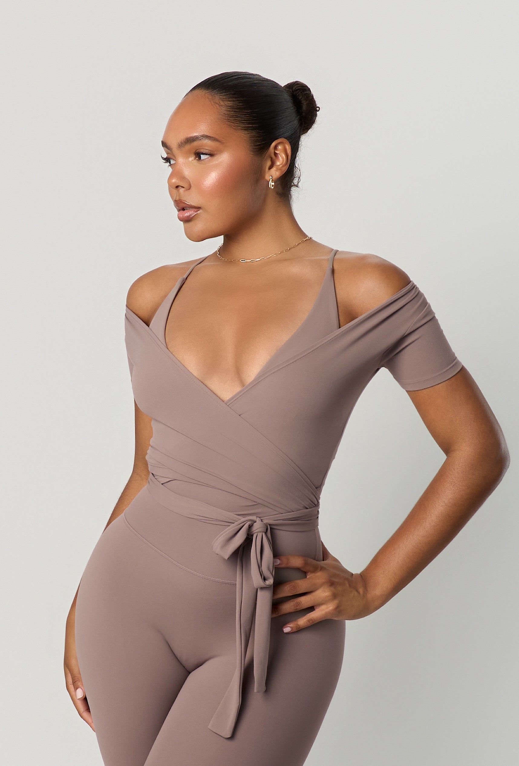 The Halo Wrap - Taupe