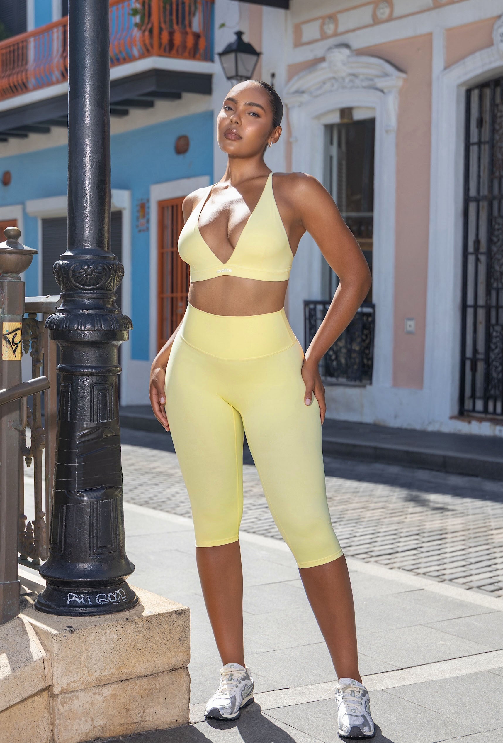 Capri Essential Legging - Buttercup