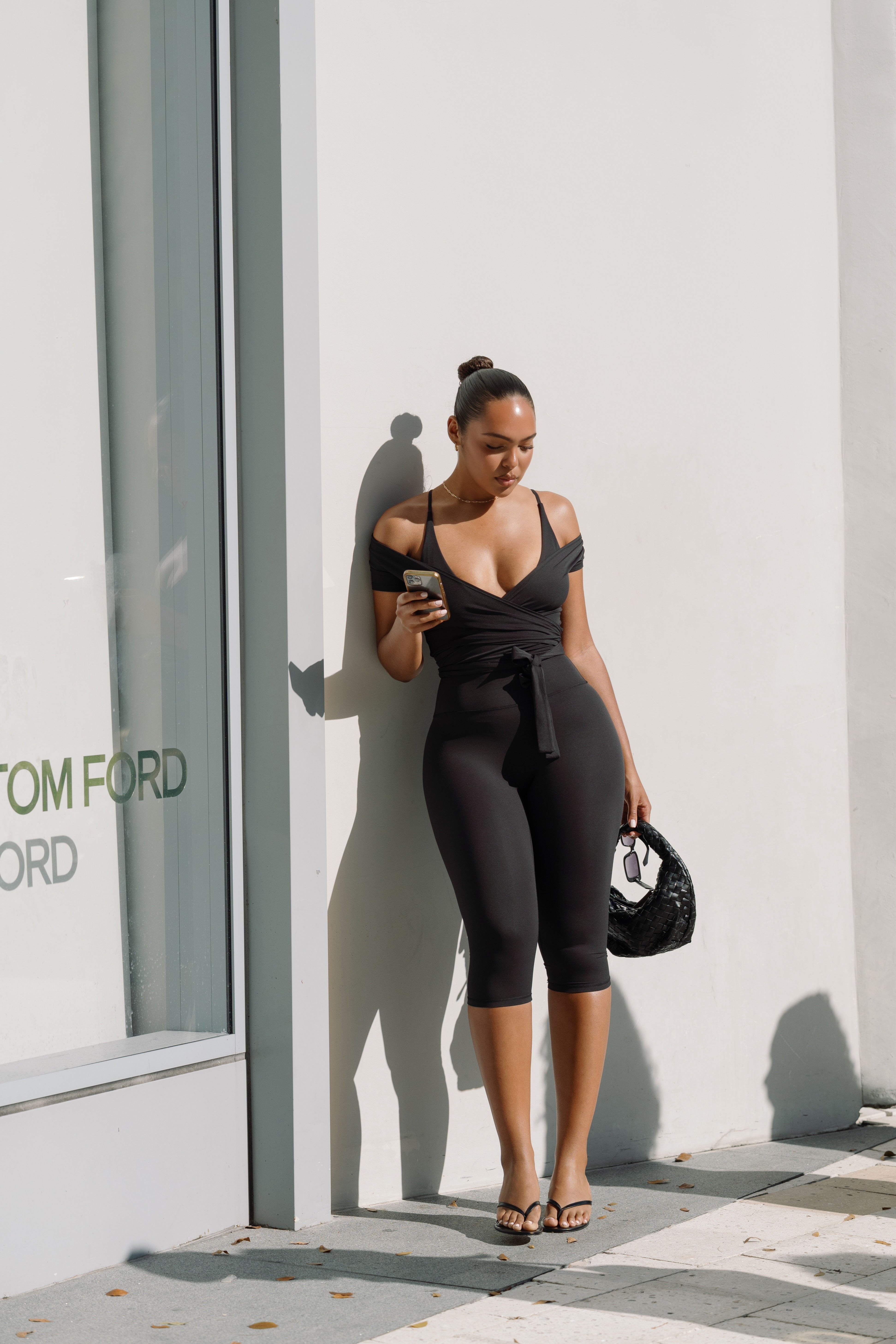 The Halo Wrap - Black