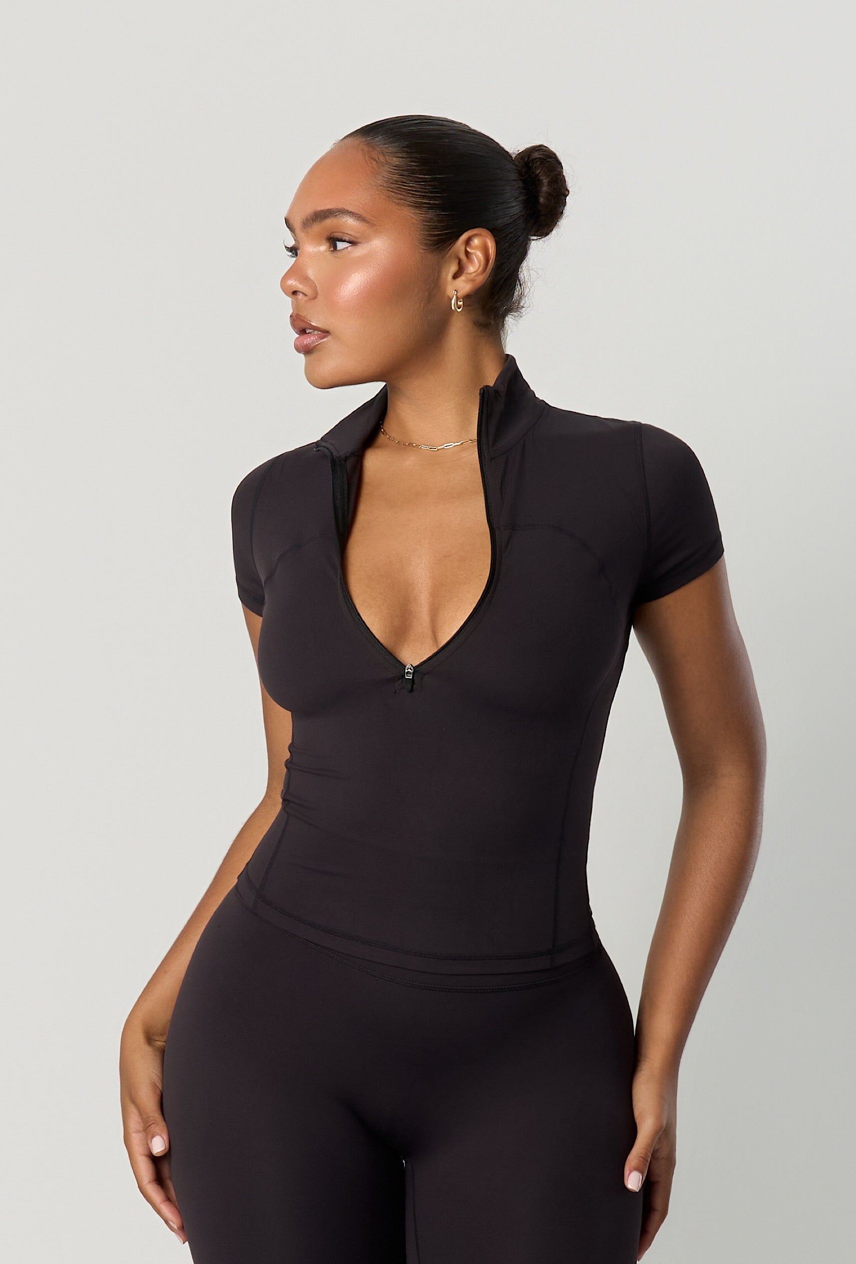 Contour Half Zip Short Sleeve - Black