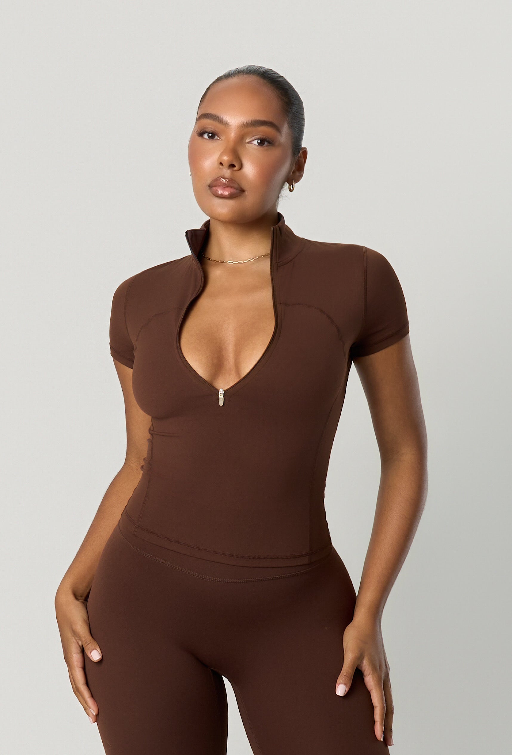 Contour Half Zip Short Sleeve - Espresso