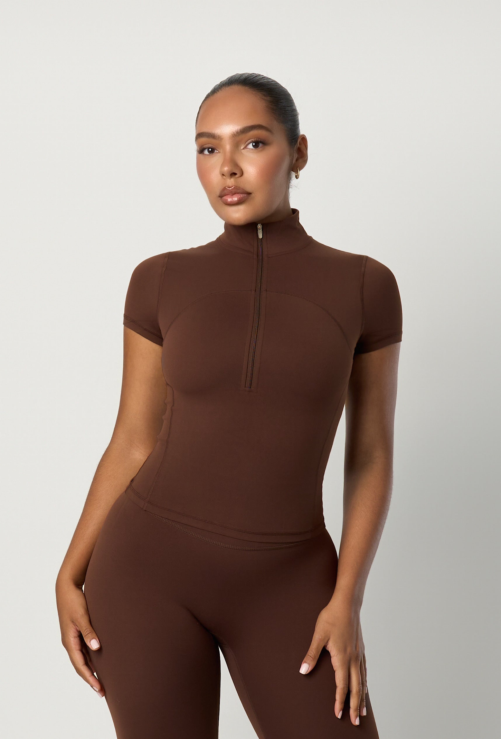 Contour Half Zip Short Sleeve - Espresso