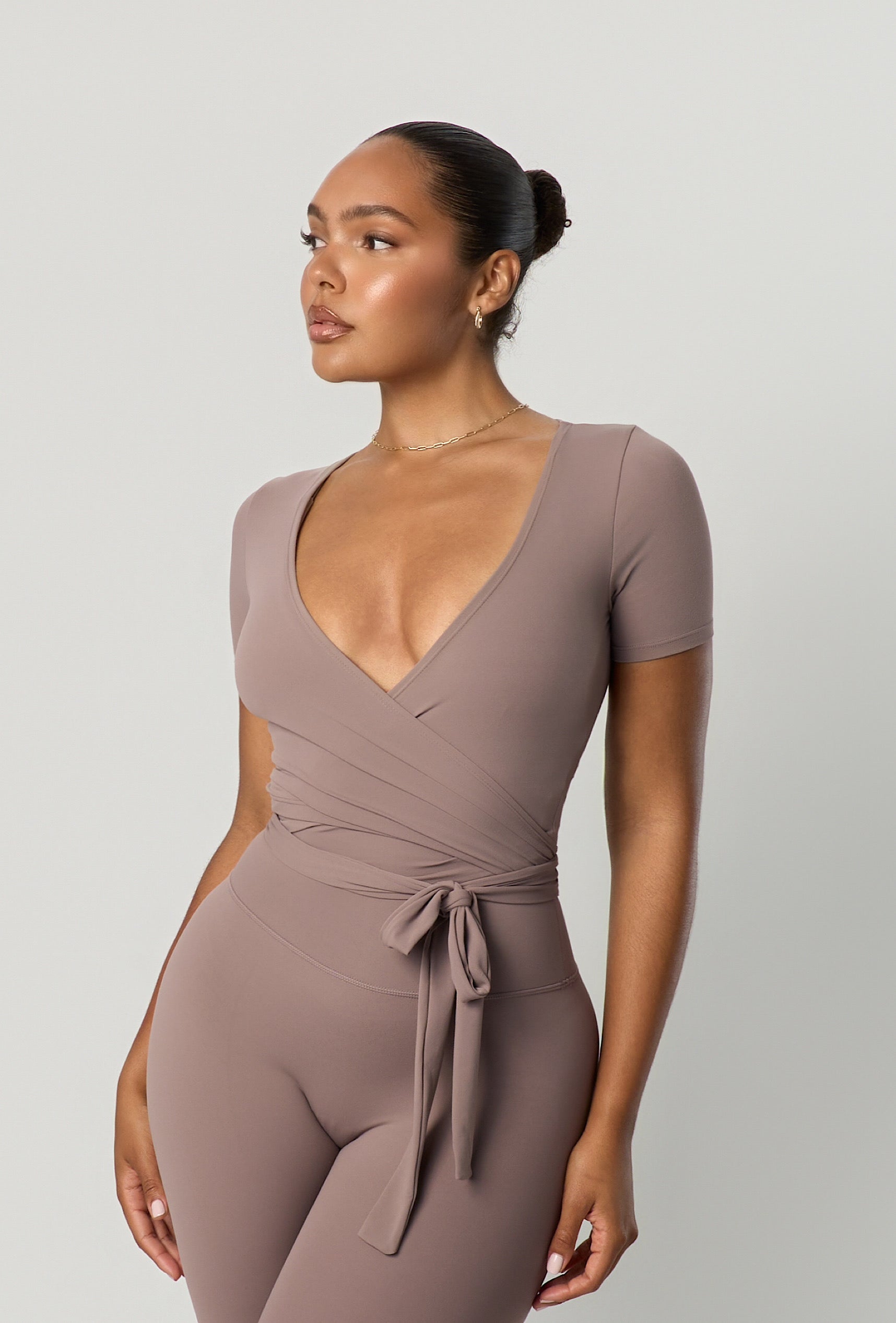The Halo Wrap - Taupe