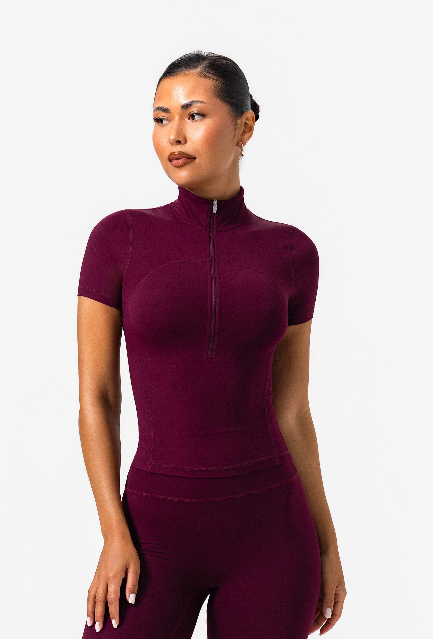 Contour Half Zip Short Sleeve - Burgundy