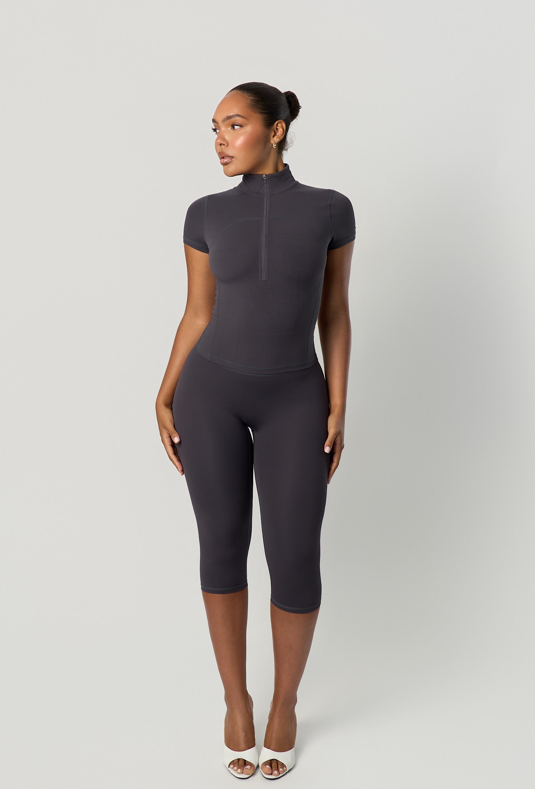 Capri Essential Legging - Slate Gray